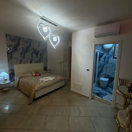 Milu Nocleg ze śniadaniem 3*